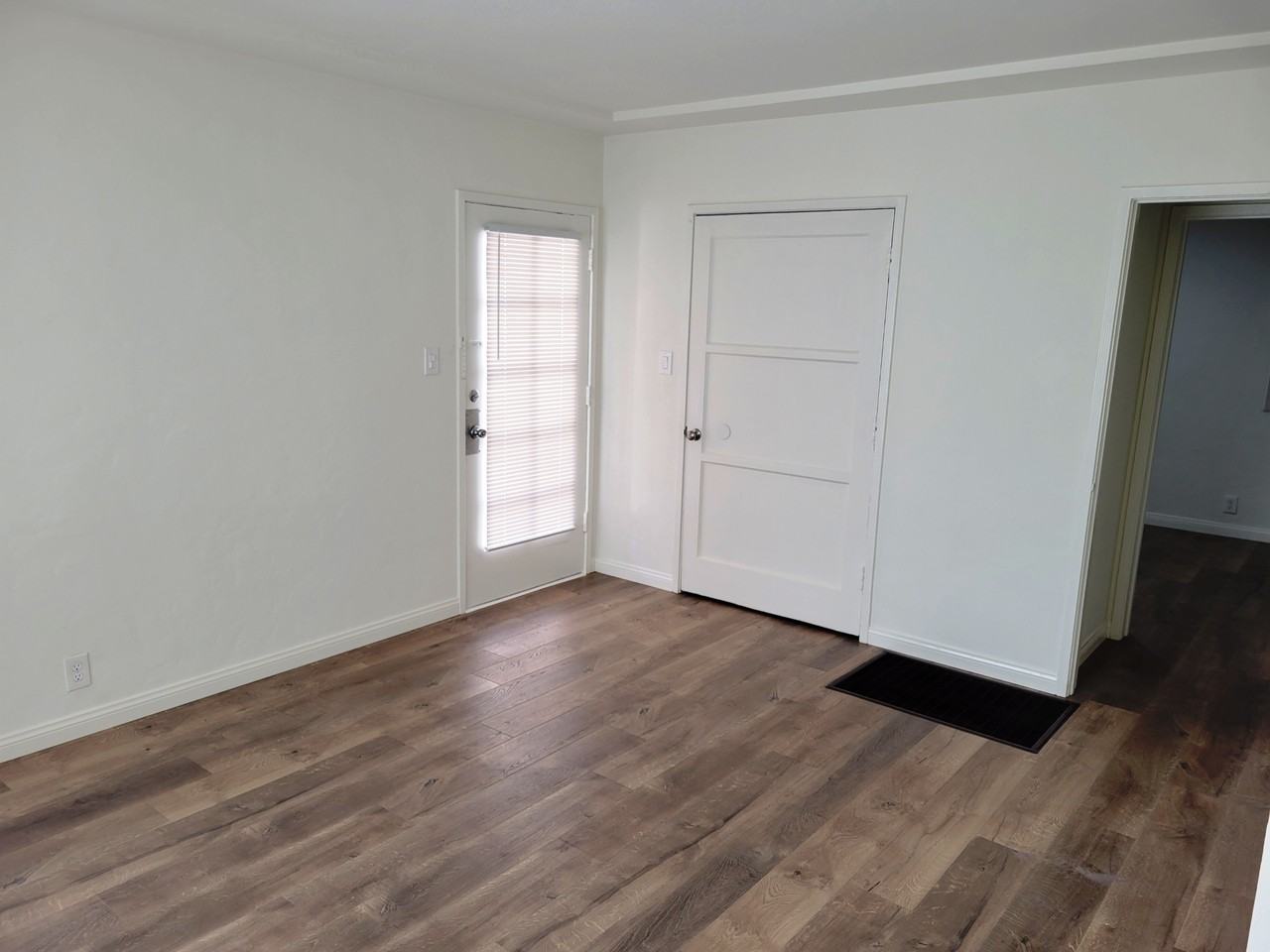 4119 E Ocean Blvd #1 - Photo 5 of 25