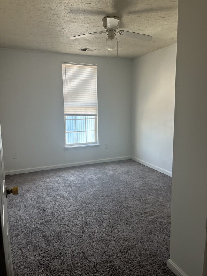 1038 Logan - 2 #2 - Photo 2 of 6