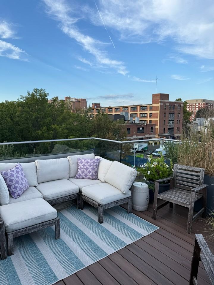 1100 W St Nw #2 - Photo 4 of 32