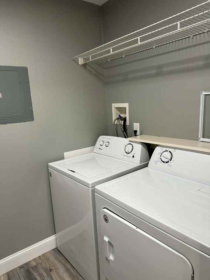 1505 Morris Ct - Photo 6 of 11