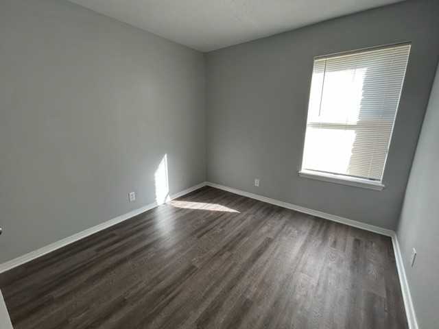 1514 N Robison Rd #1514 - Photo 7 of 8