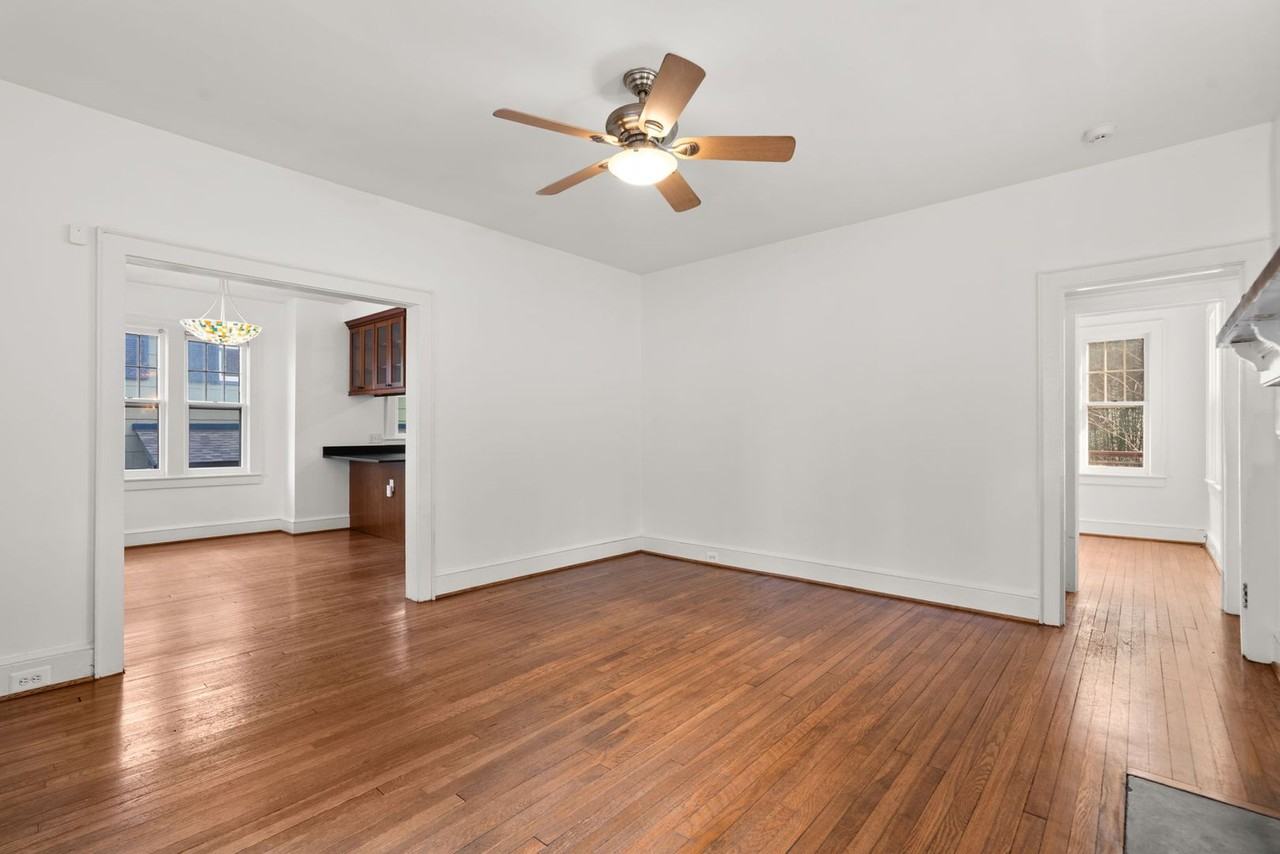 7413 Maple Ave - Photo 7 of 49