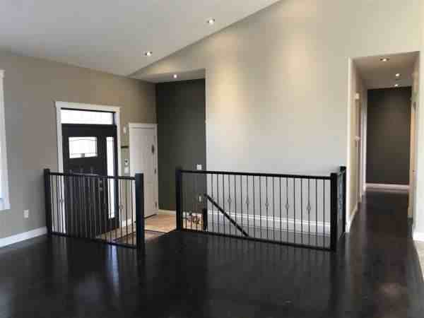 10704 109 St #1 - Photo 4 of 11