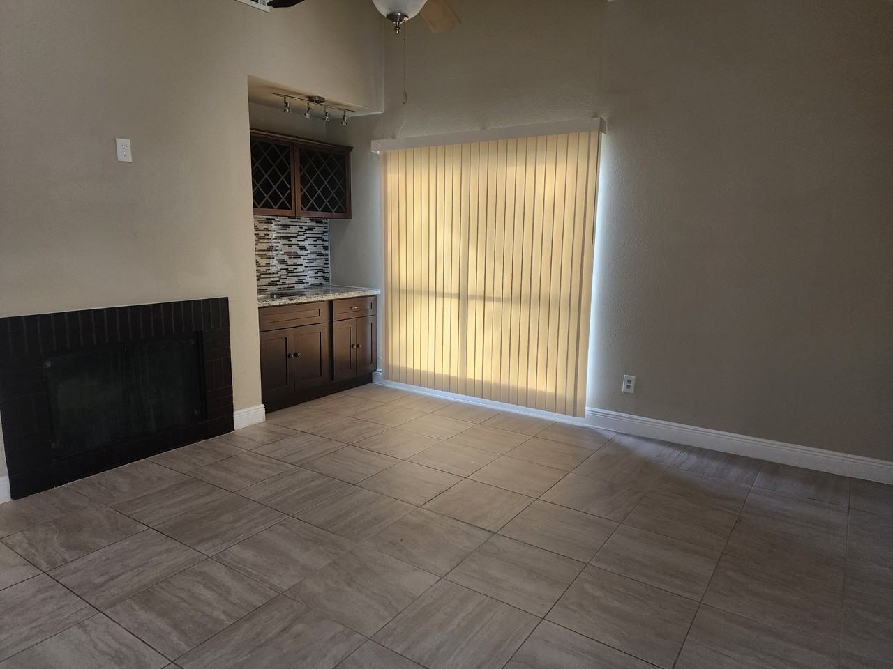 3775 Heatherwood Dr #1 - Photo 5 of 8