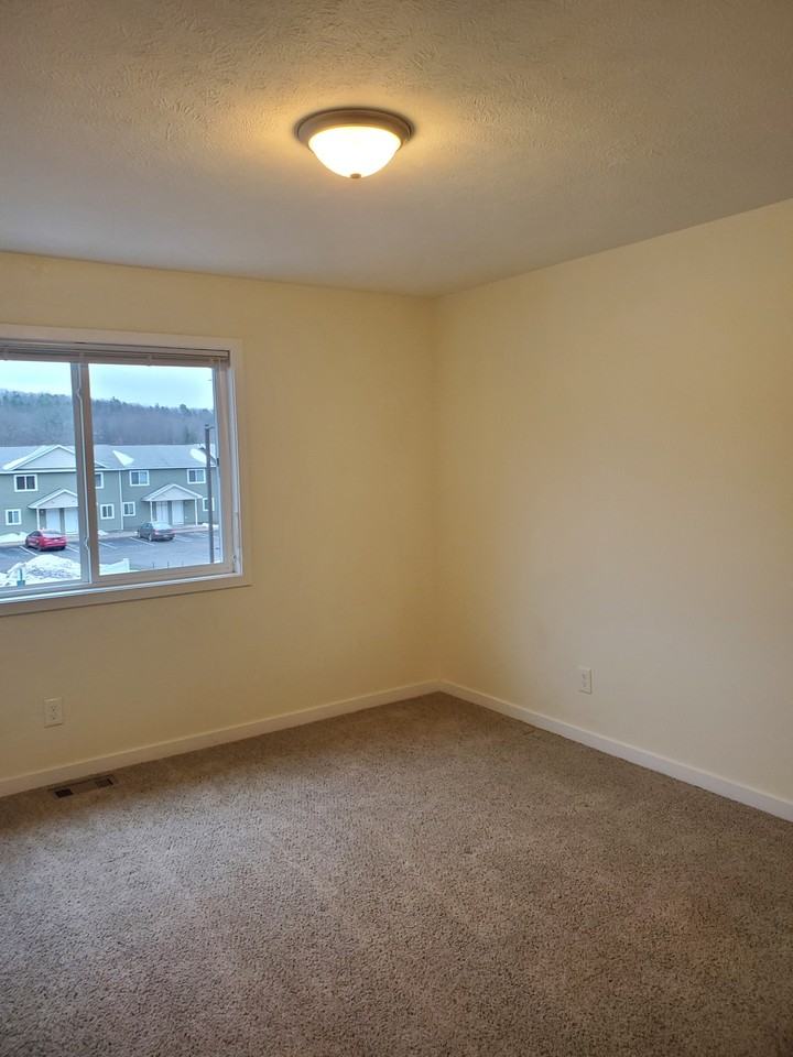 3889 Vale Dr #3889 - Photo 3 of 42