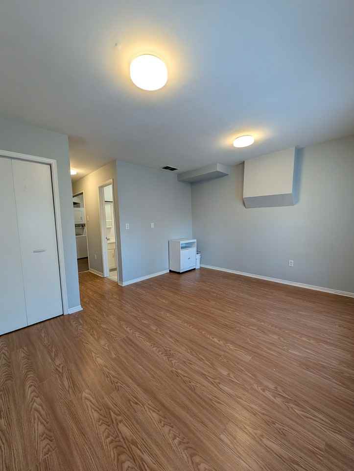 15 Ossington Avenue #1 - Photo 6 of 10