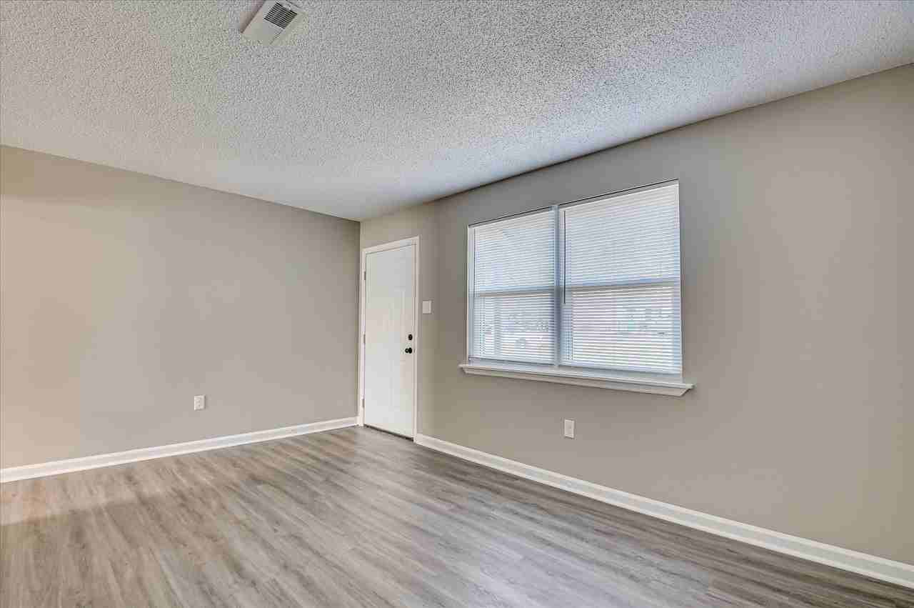3422 Chadbourne St #1 - Photo 6 of 27