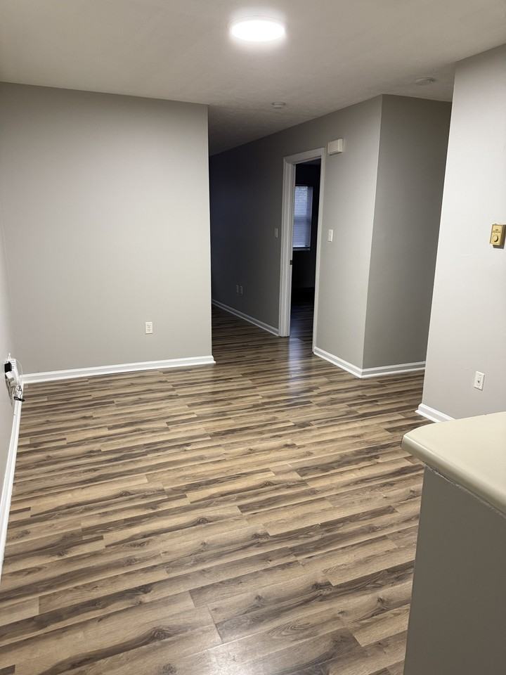 423 Gibson Ln #12 - Photo 3 of 6