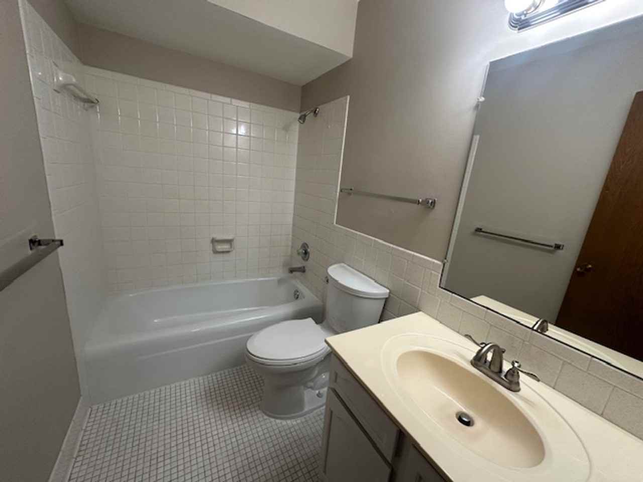 Twin Lakes Apartments - Photo 3 of 50