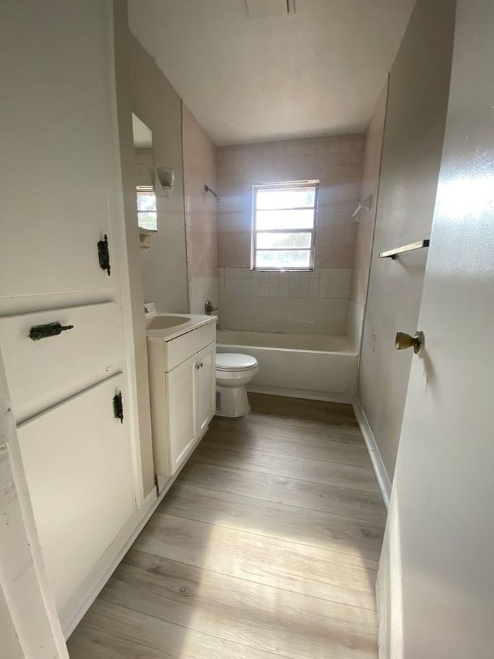 5024 Eton Dr - Photo 2 of 9