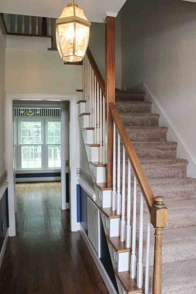 4400 Dewfield Dr N - Photo 3 of 32