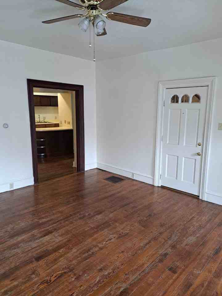 831 W Washington Blvd - Photo 2 of 6