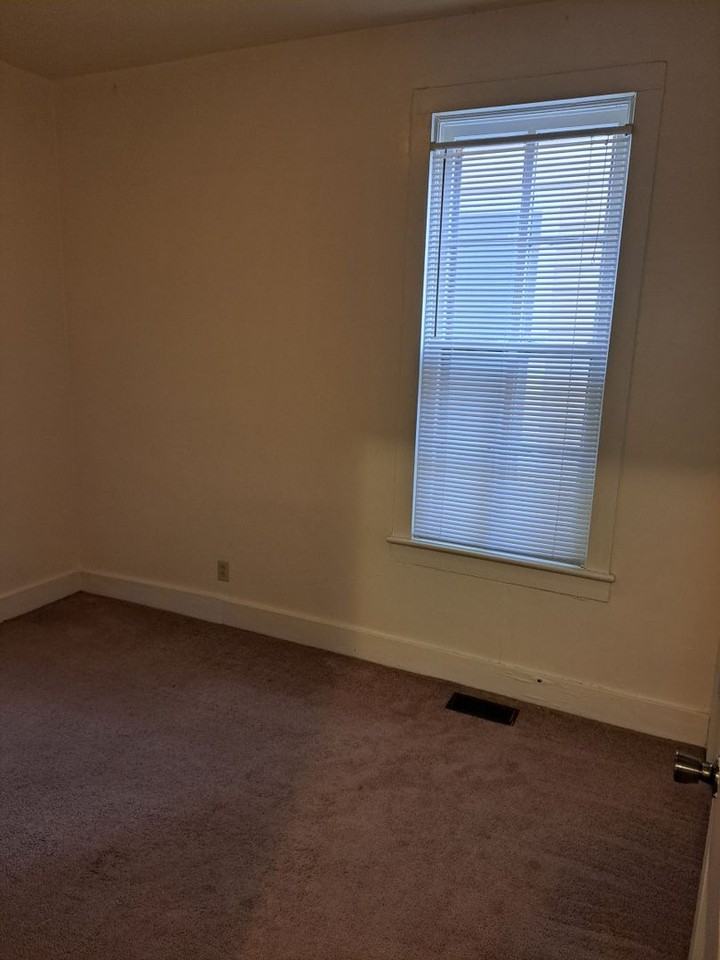 831 W Washington Blvd - Photo 4 of 6