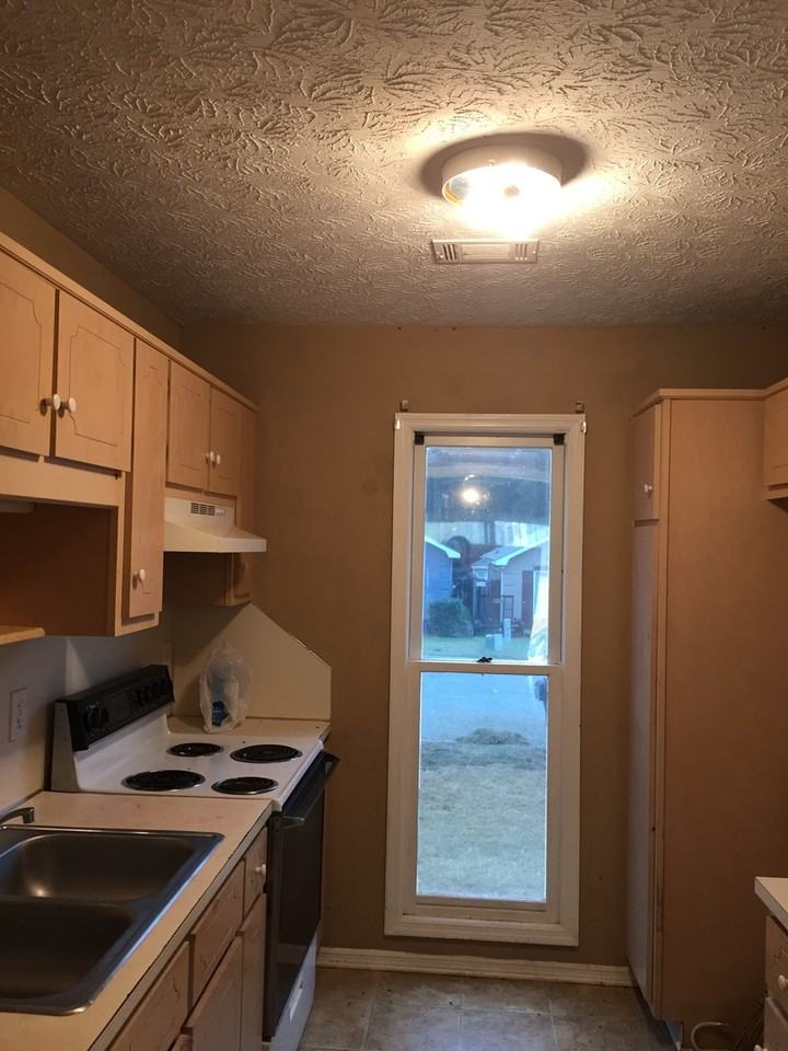 2148 Hunter Ct - Photo 5 of 14