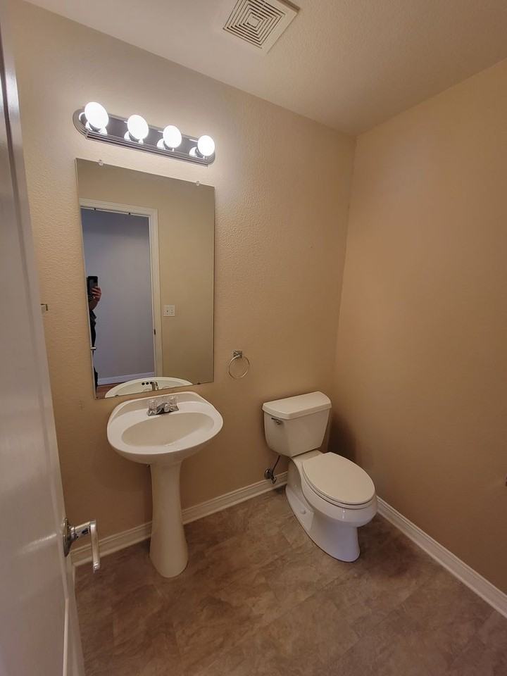 2502 Timberwood Dr - Photo 6 of 21