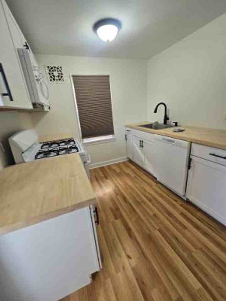 258 Conniston Ave - Photo 3 of 19