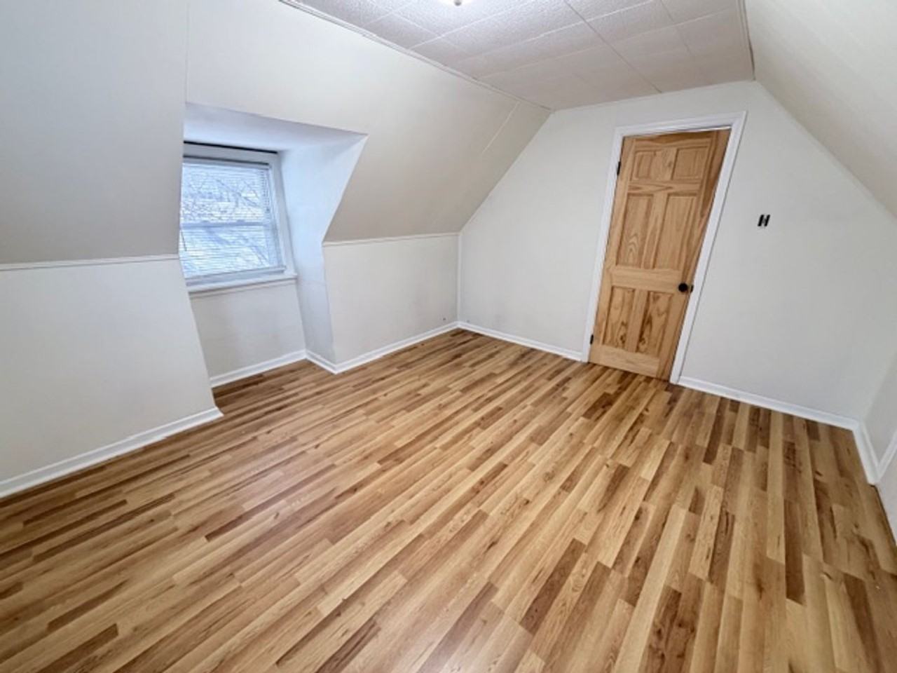 258 Conniston Ave - Photo 5 of 19