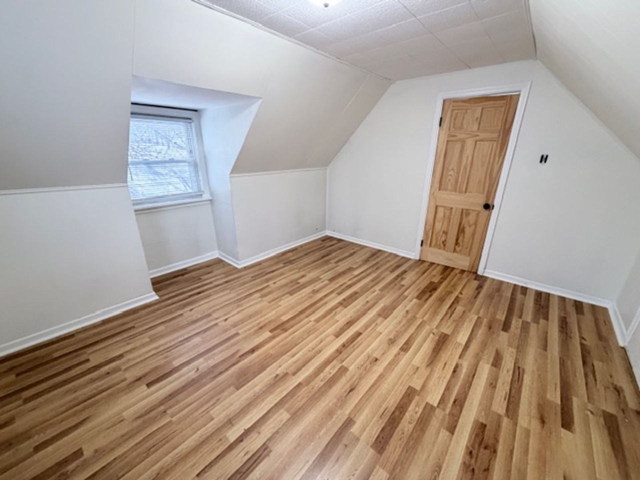 258 Conniston Ave - Photo 6 of 19