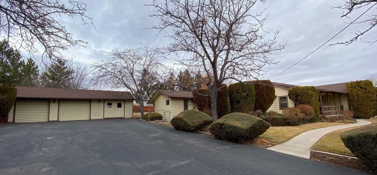 3715 Warren Way - Photo 7 of 43