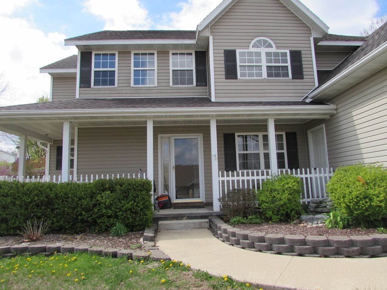 127 Dogwood Cir - Photo 3 of 25