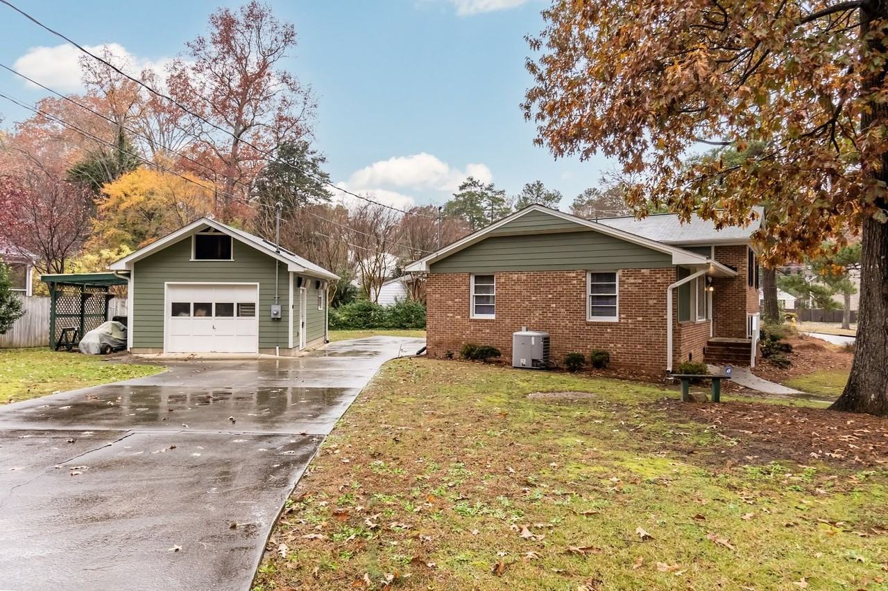 200 Westridge Dr - Photo 3 of 25