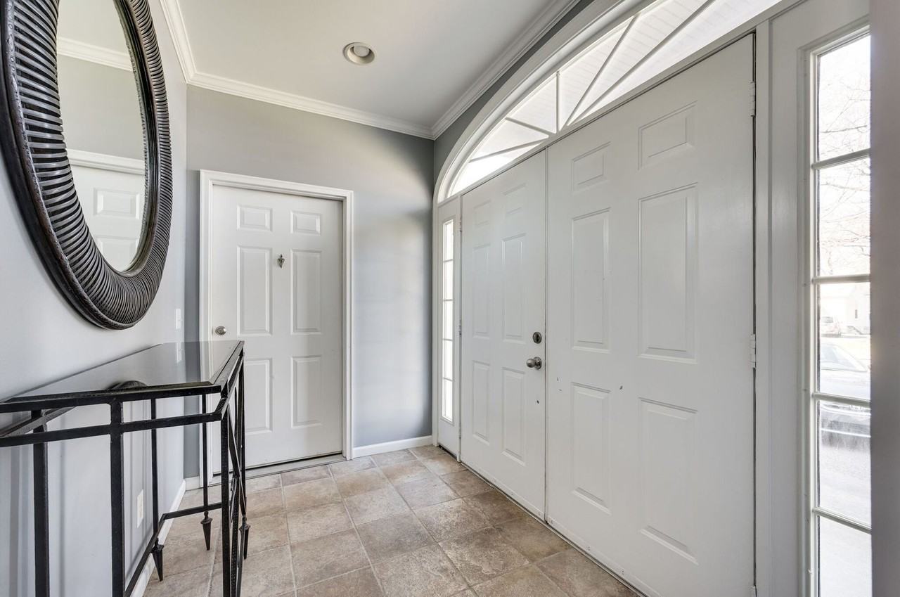 2615A Belcourt Ave - Photo 5 of 38