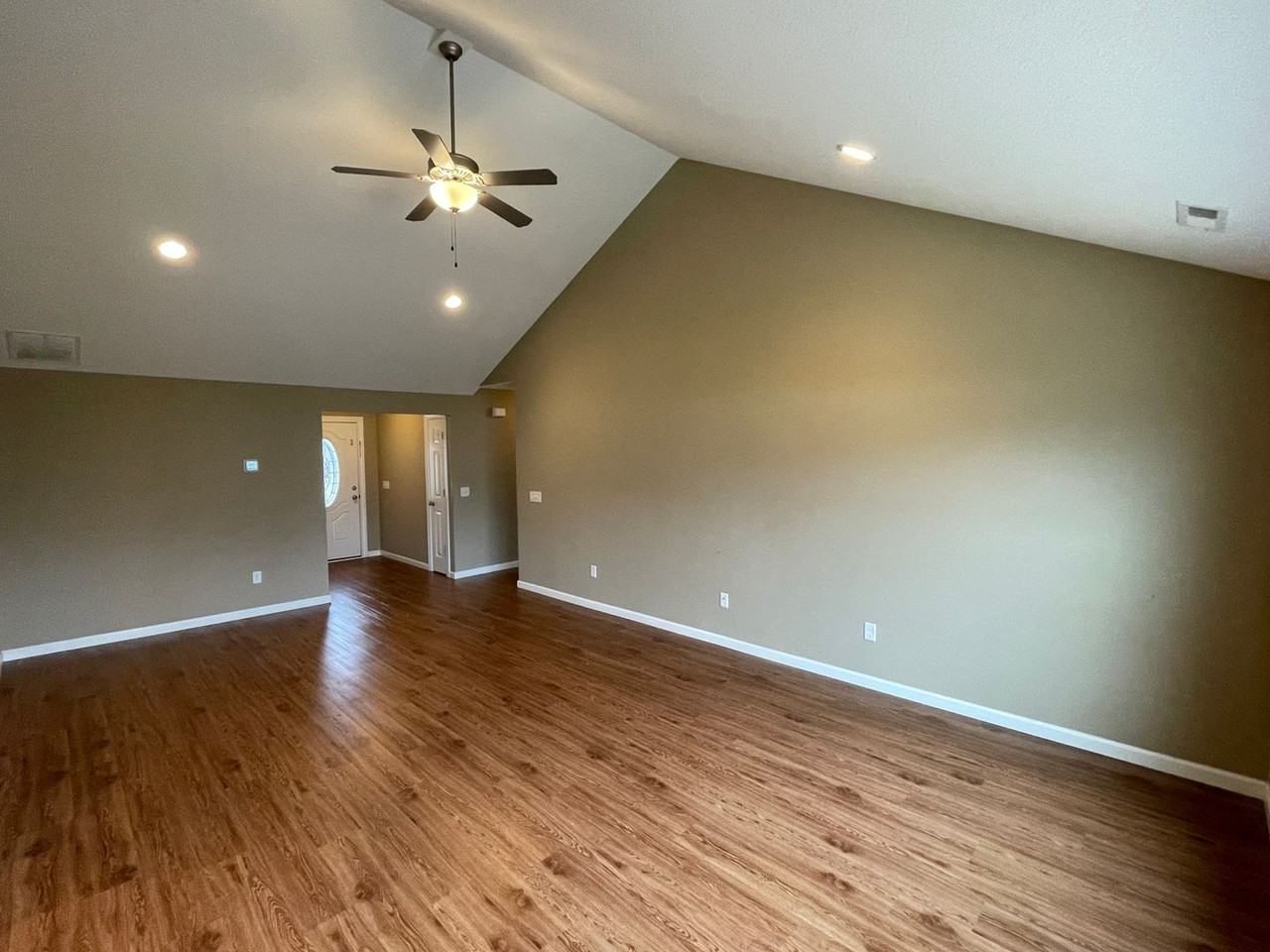 17225 Hudson Cv - Photo 6 of 29