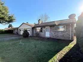 16121 Se 3rd St - Photo 1 of 1