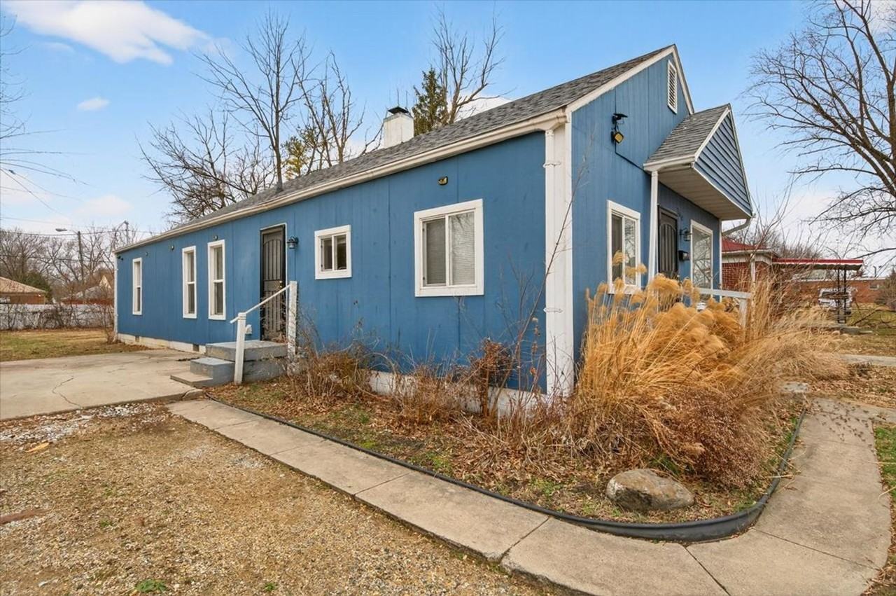 3610 N Emerson Ave - Photo 2 of 16