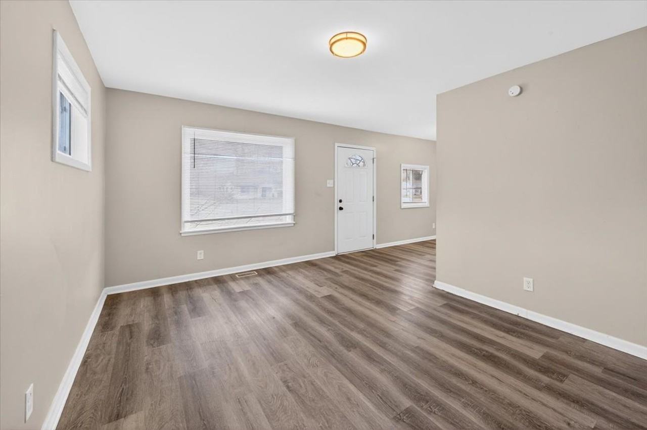 3610 N Emerson Ave - Photo 4 of 16