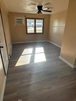 featured image of 1009 W Broadway St