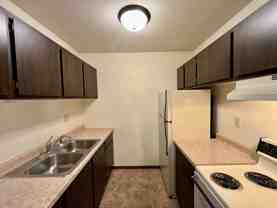 619 Laurel Ct - Photo 1 of 1