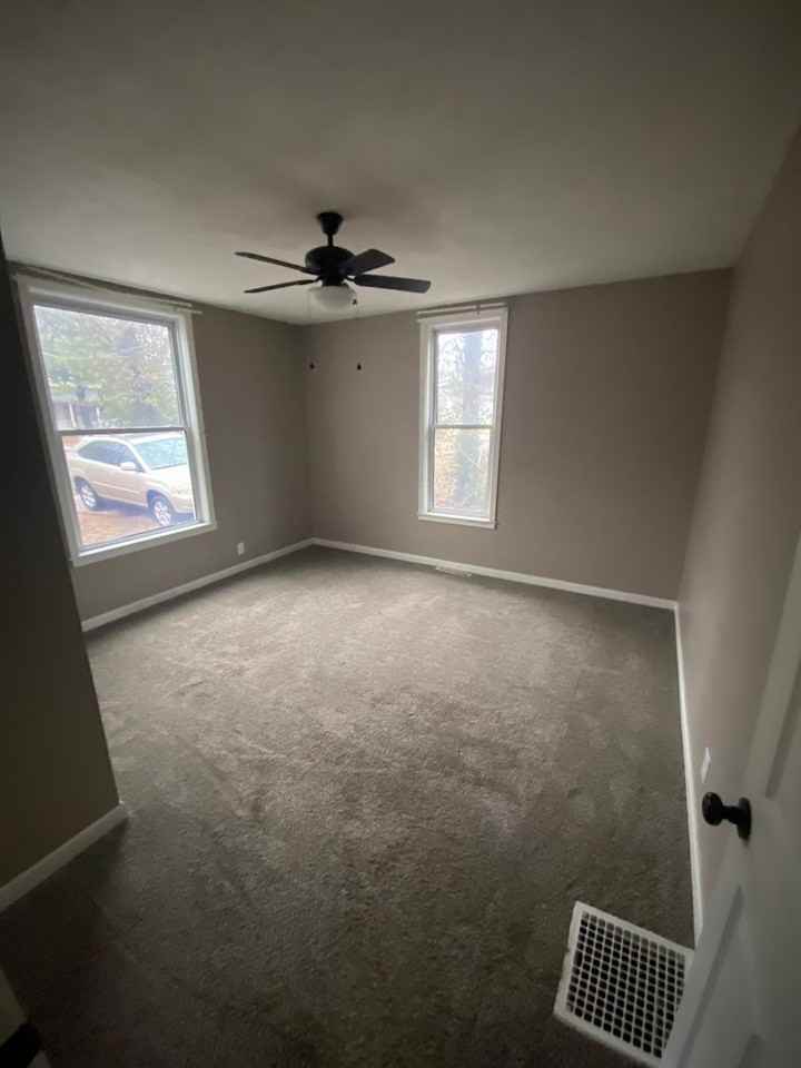 2228 N Concord Ave - Photo 6 of 24