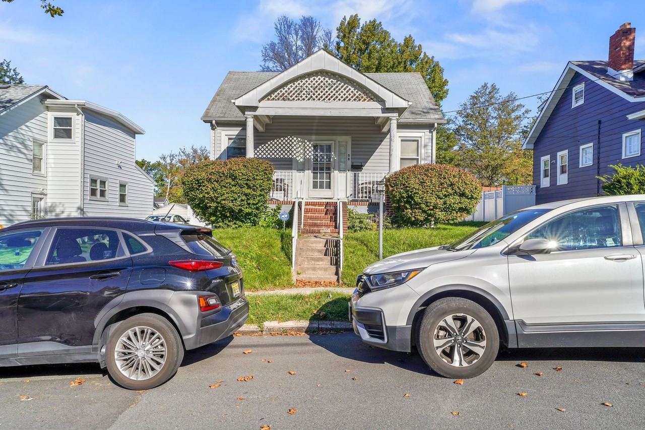 58 Harrop Pl - Photo 2 of 20