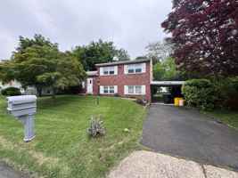 featured image of 96 Pennsylvania Ave