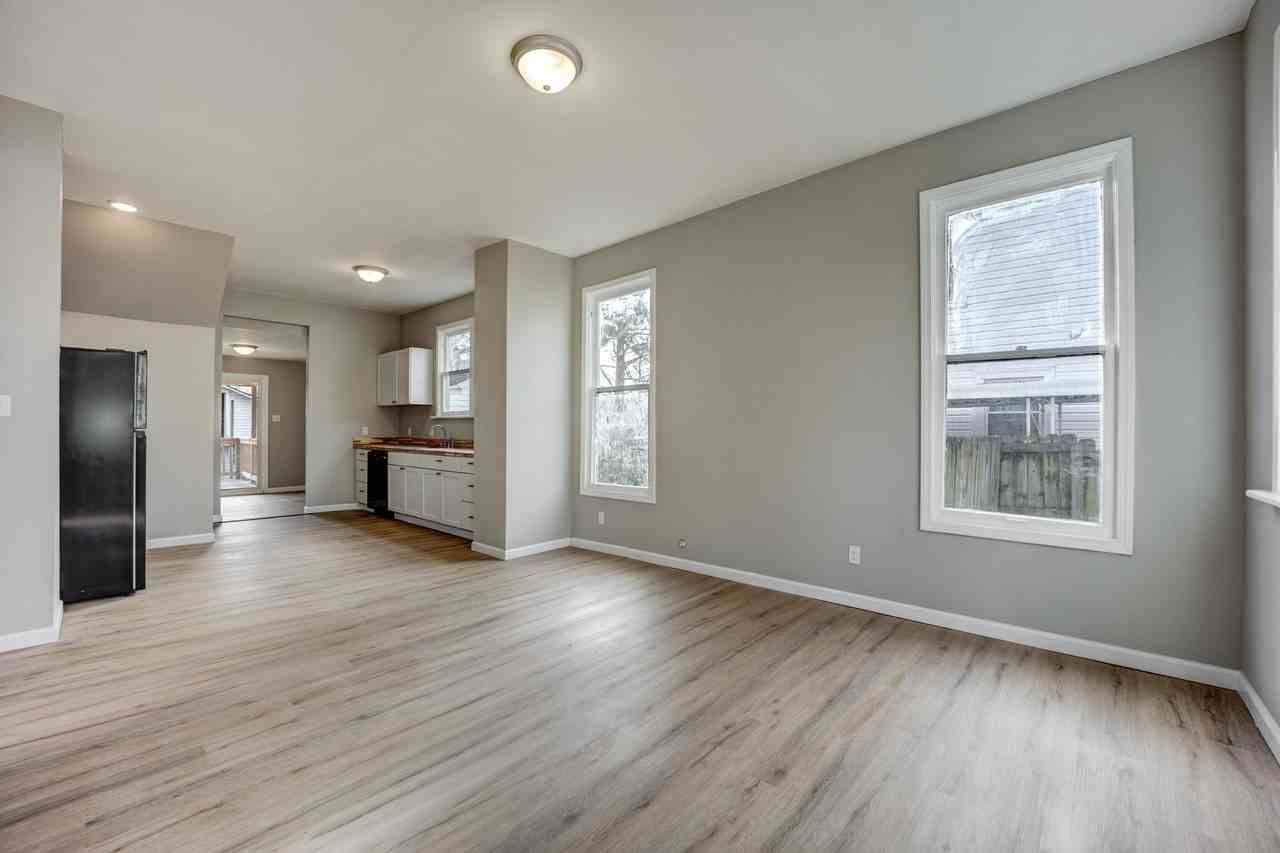 518 Lecta Ave - Photo 4 of 33