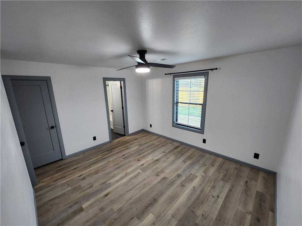 9 Holly Dr #B - Photo 7 of 36