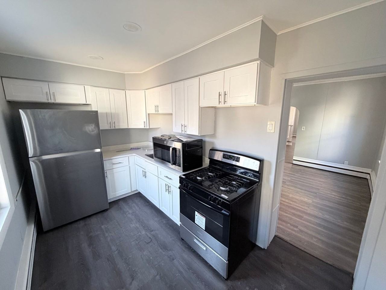 106 Virginia Ave - Photo 6 of 21