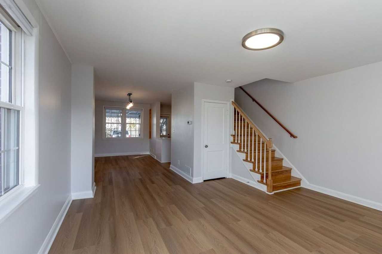 2801 Southbrook Rd - Photo 6 of 34