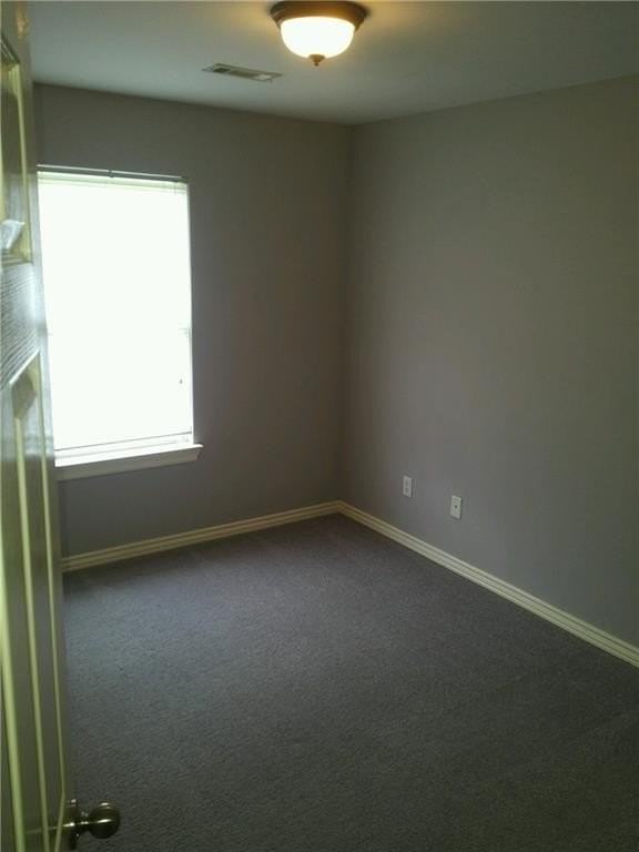 245 Graystone Cir - Photo 5 of 9