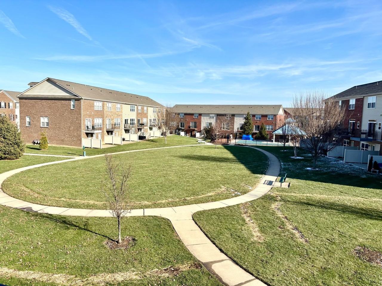 9406 Tahoe Dr - Photo 4 of 30