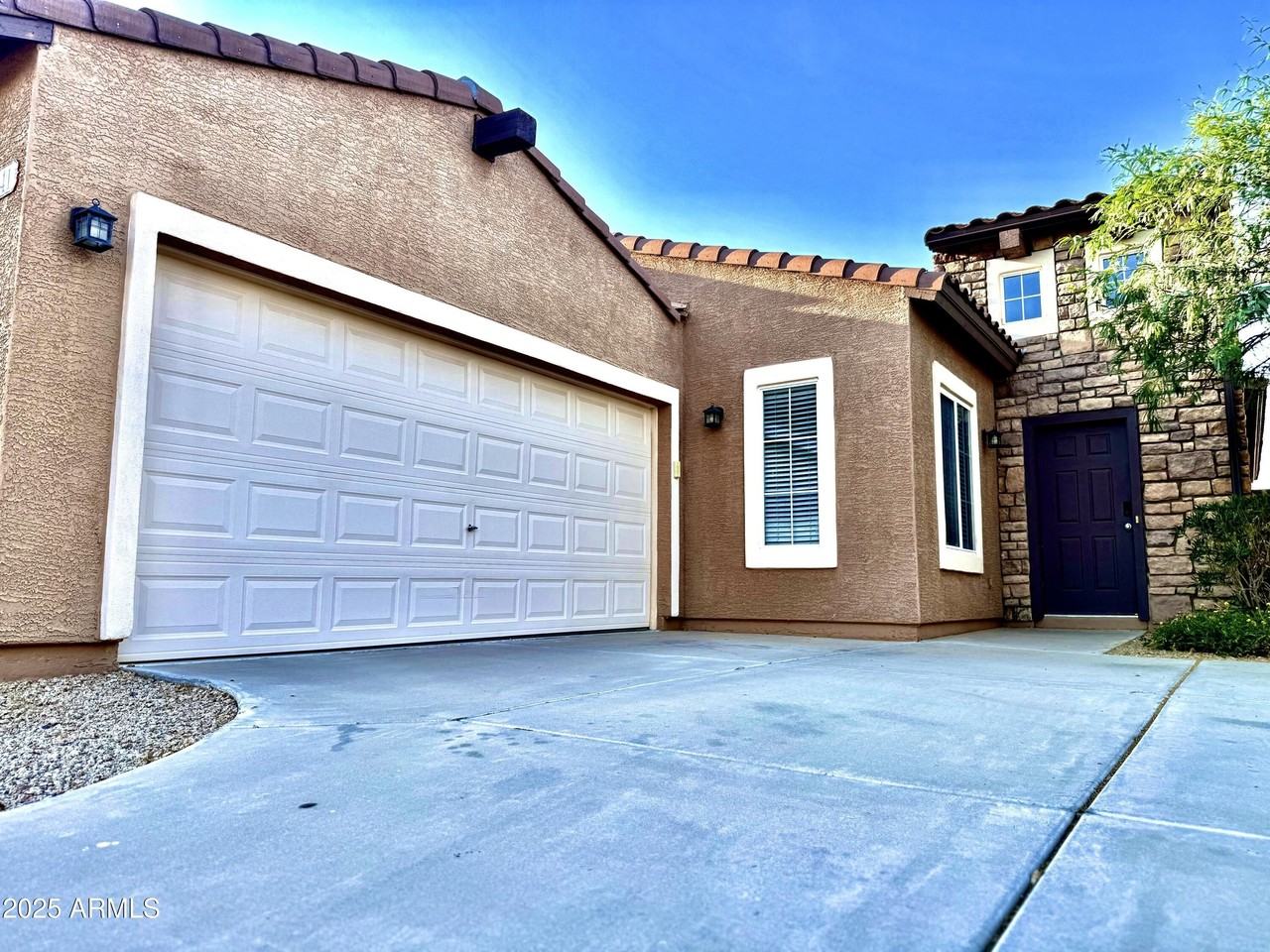 14841 W Desert Hills Dr - Photo 3 of 30