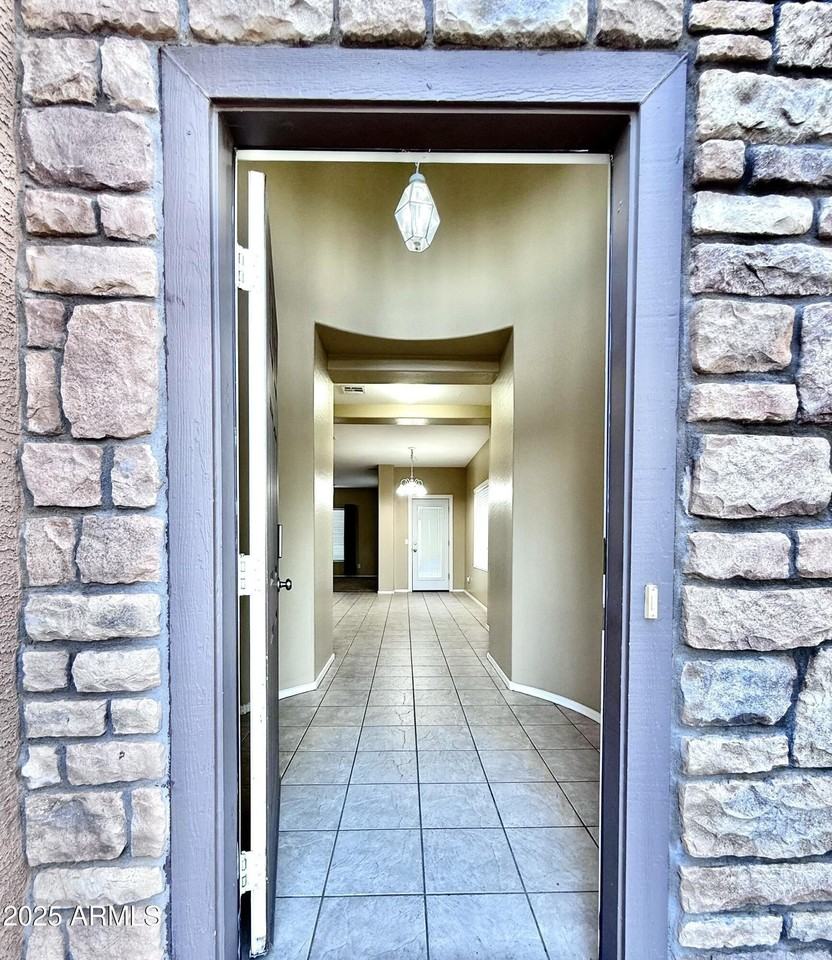 14841 W Desert Hills Dr - Photo 4 of 30