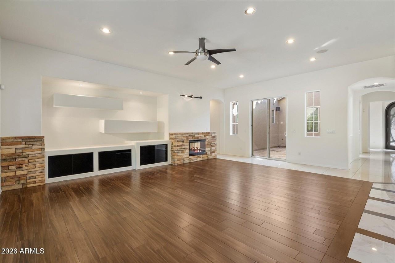 26036 N 85th Dr - Photo 7 of 50