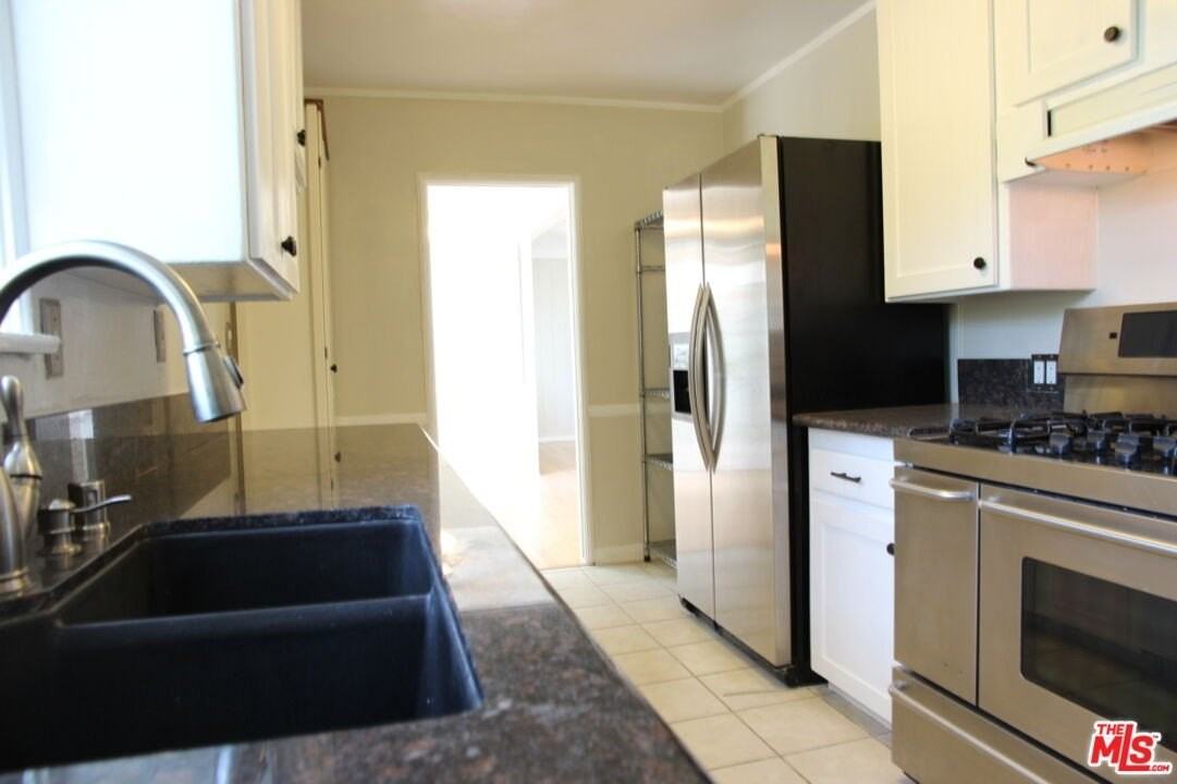 15151 Encanto Dr - Photo 6 of 17