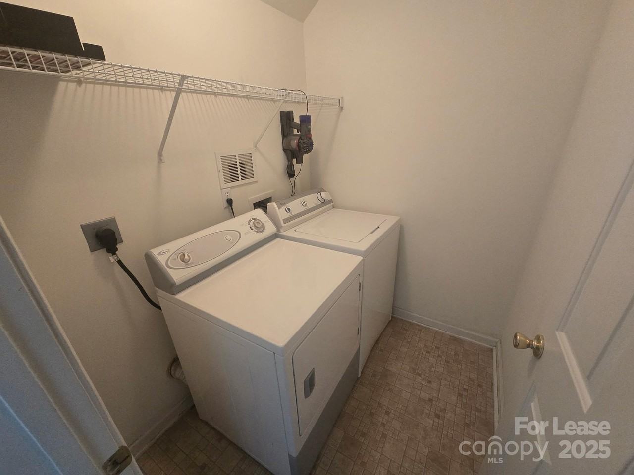 639 Fawnborough Ct - Photo 7 of 13