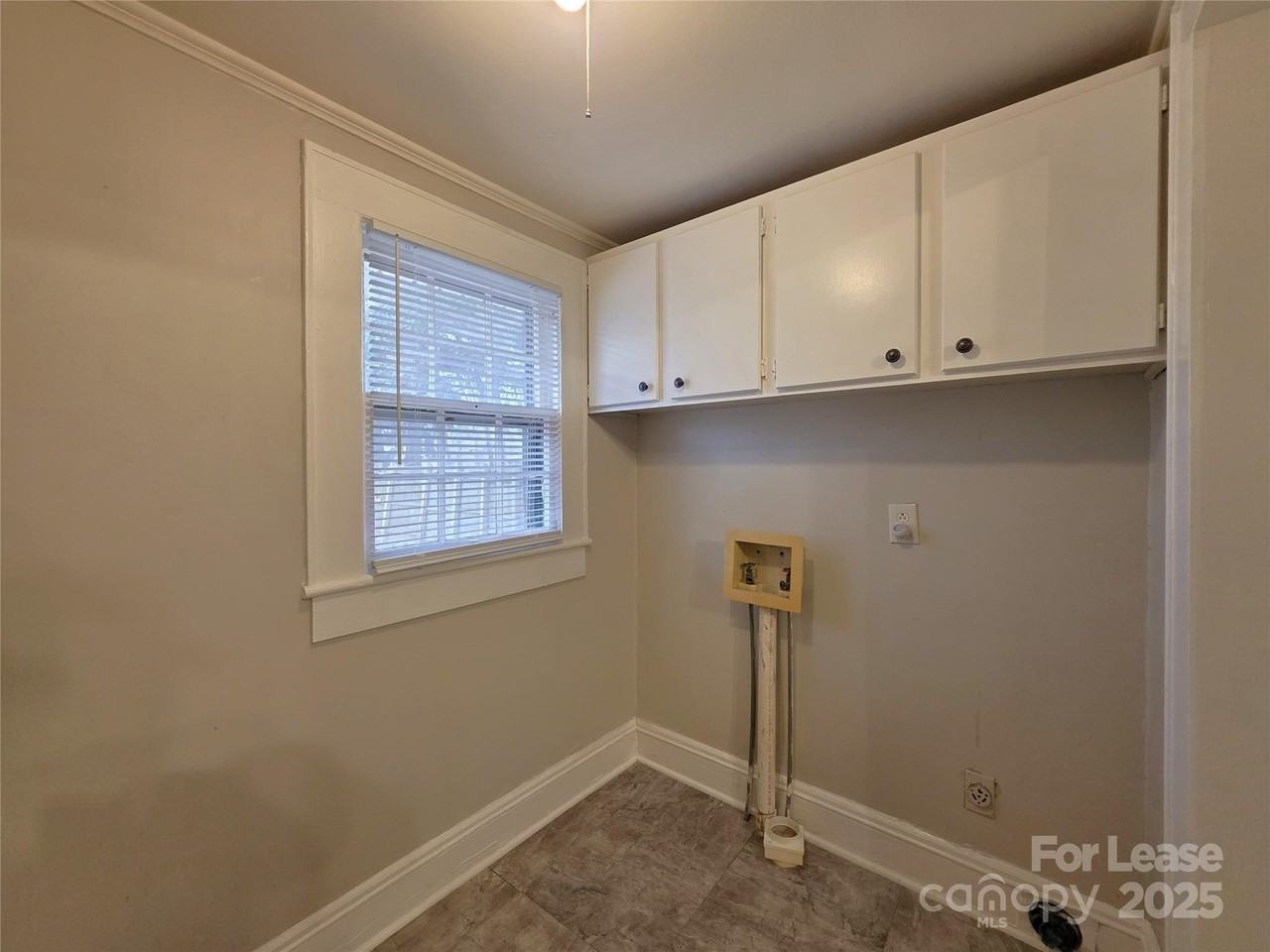 421 Cannon St - Photo 6 of 15