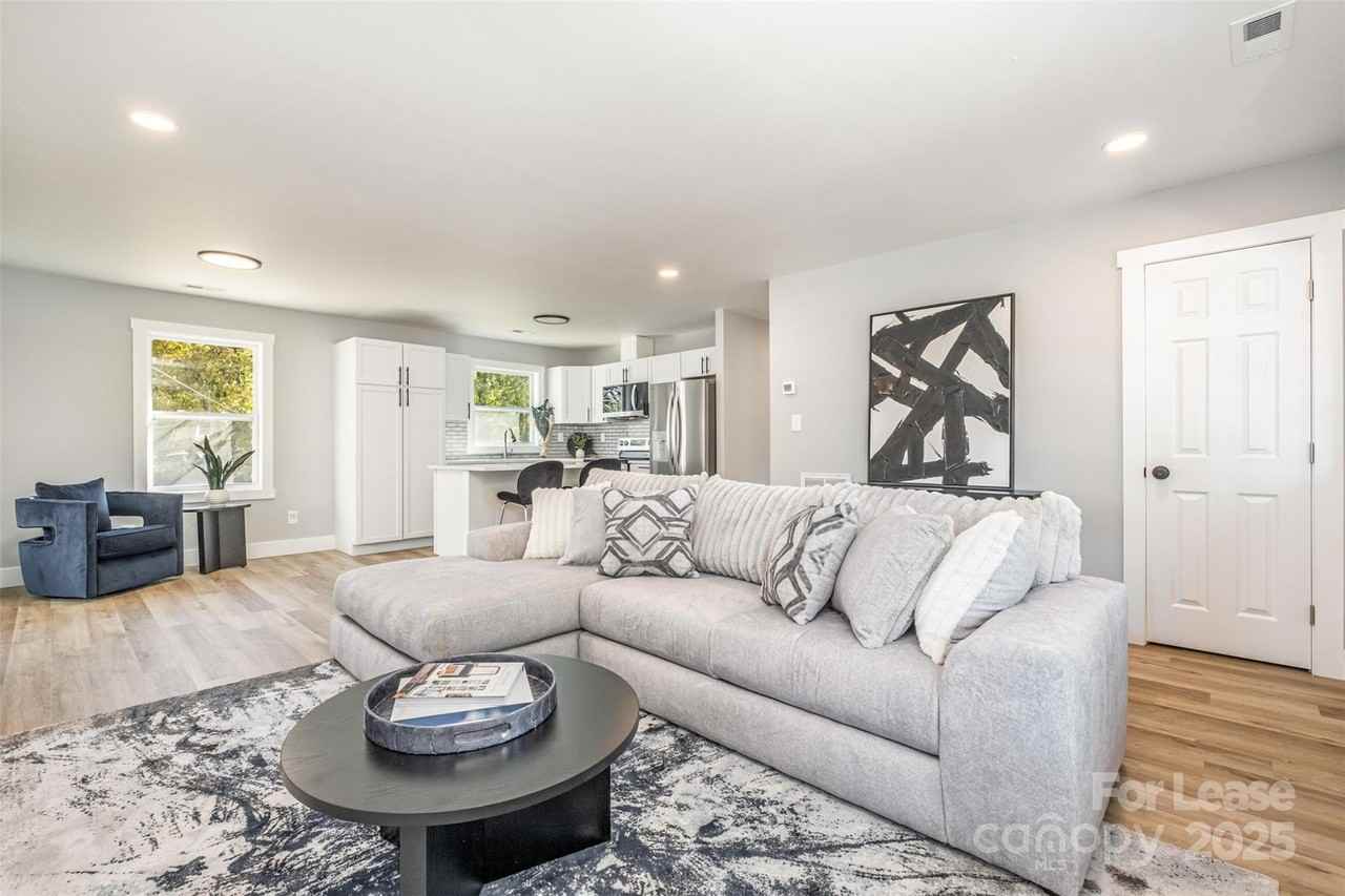 3208 Clearview Dr Unit 8 #8 - Photo 7 of 25