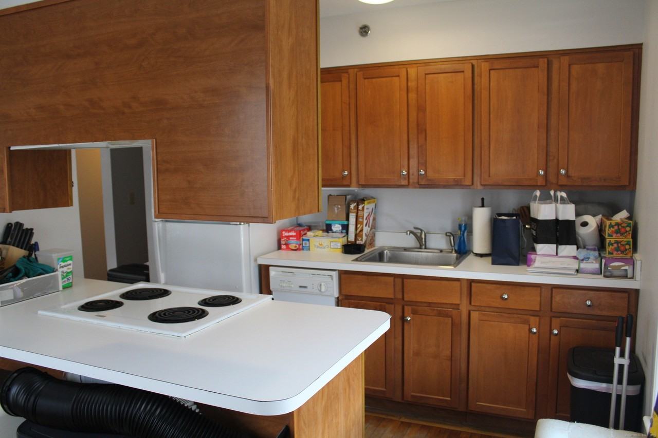 66 Bridge St #5 - Photo 7 of 16