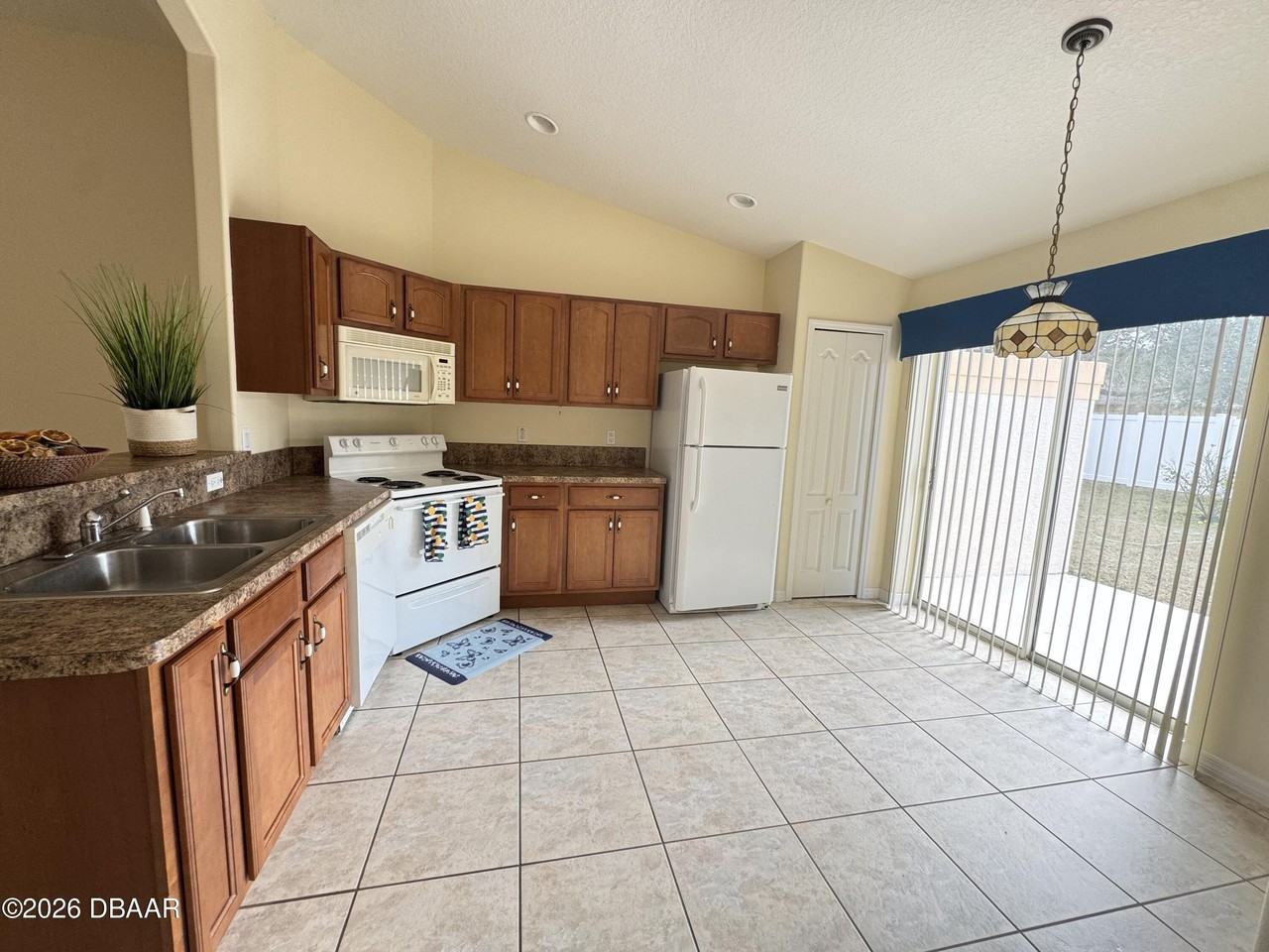 28 Louvet Ln Unit B #B - Photo 4 of 15